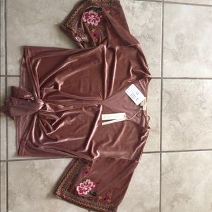 Lovestitch velvet embroidered top